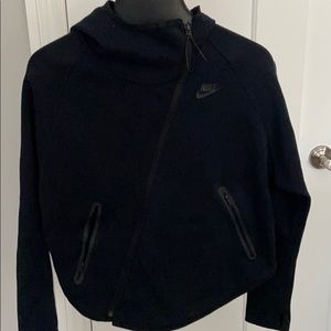 Nike tech hoodie size medium